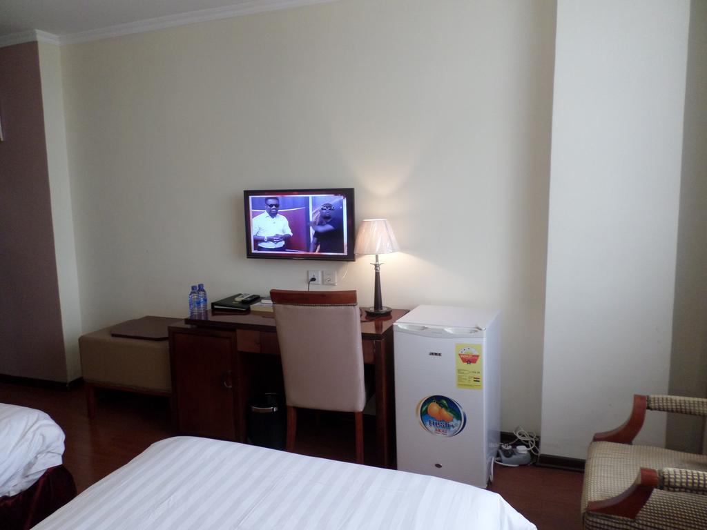 G.S Plaza Hotel Accra Exteriör bild