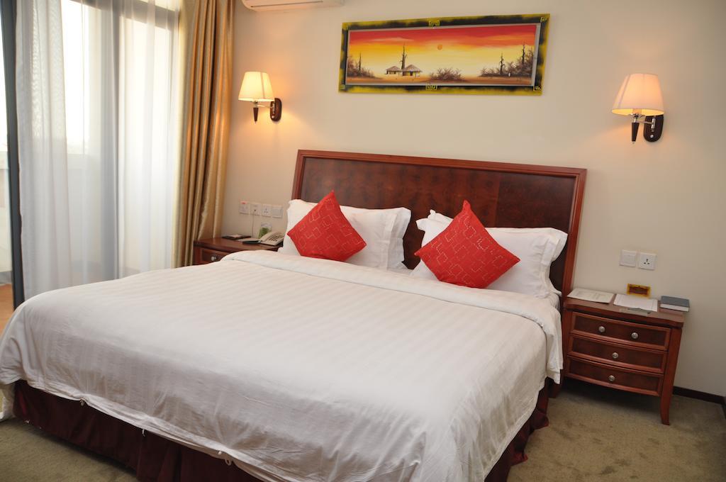 G.S Plaza Hotel Accra Exteriör bild