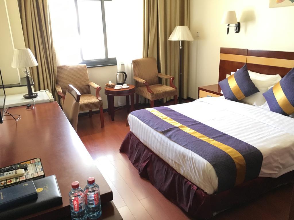 G.S Plaza Hotel Accra Exteriör bild