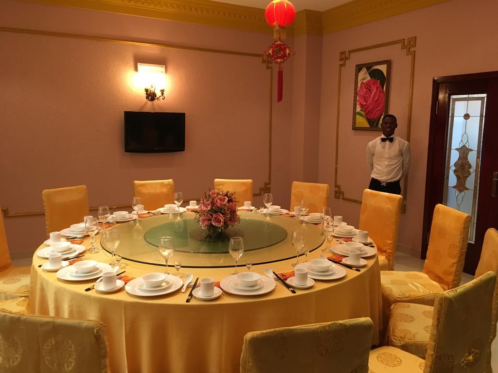 G.S Plaza Hotel Accra Exteriör bild