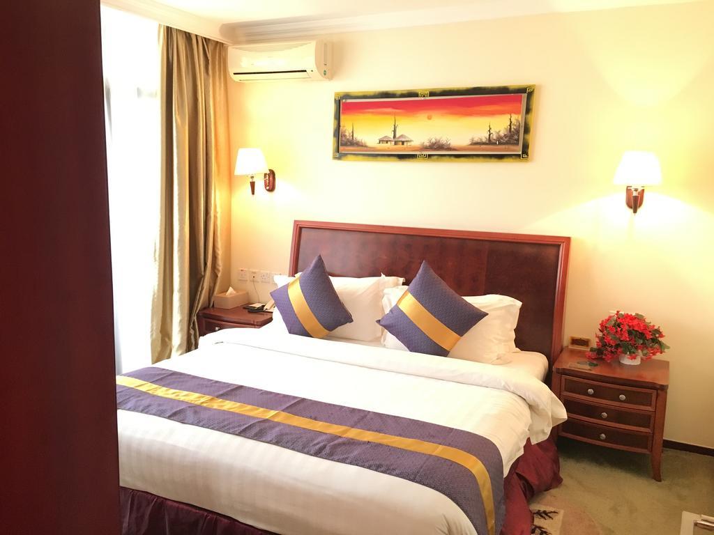G.S Plaza Hotel Accra Exteriör bild